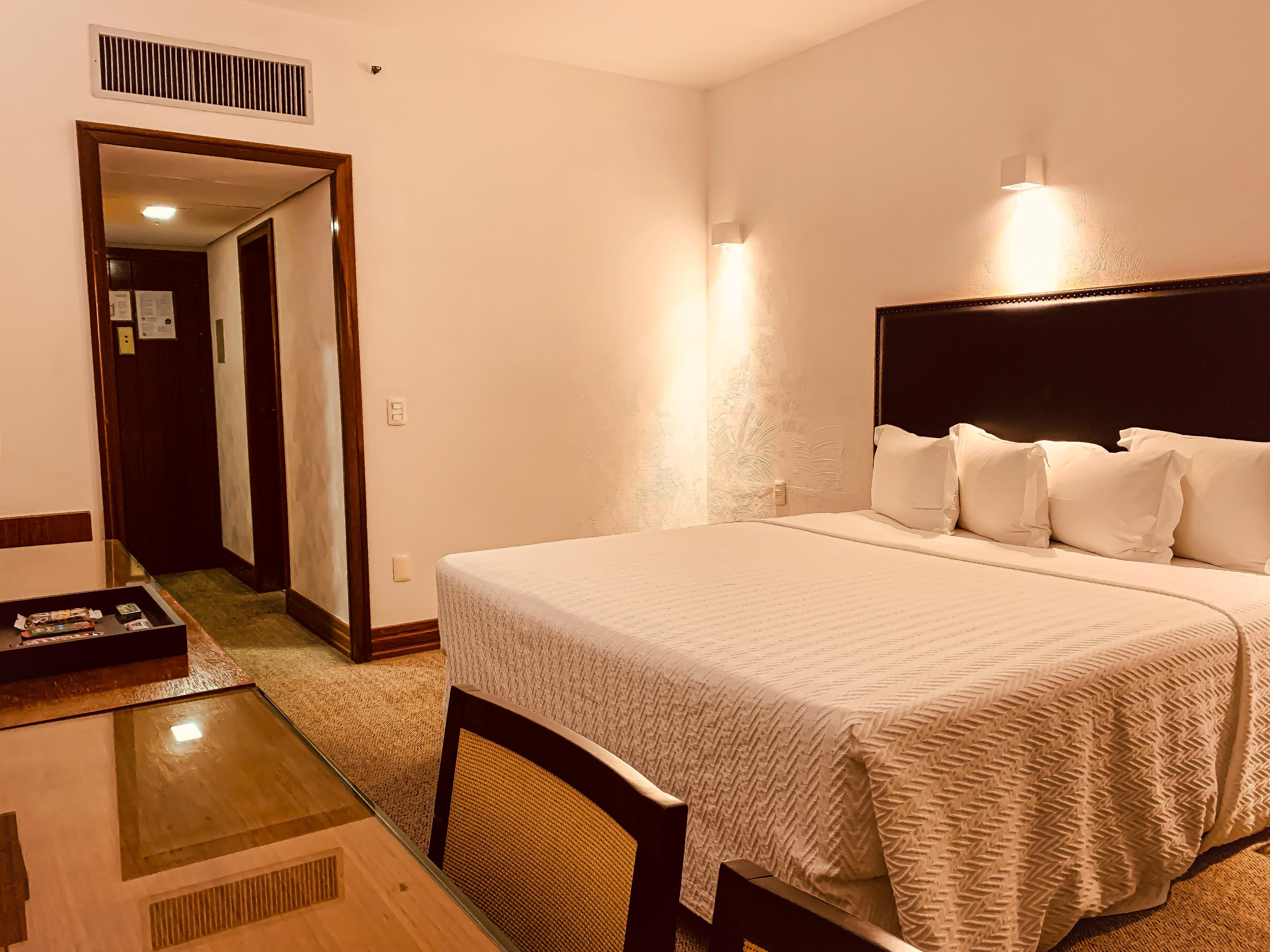 Ouro Minas Hotel Belo Horizonte, Dolce By Wyndham Экстерьер фото A room at the hotel
