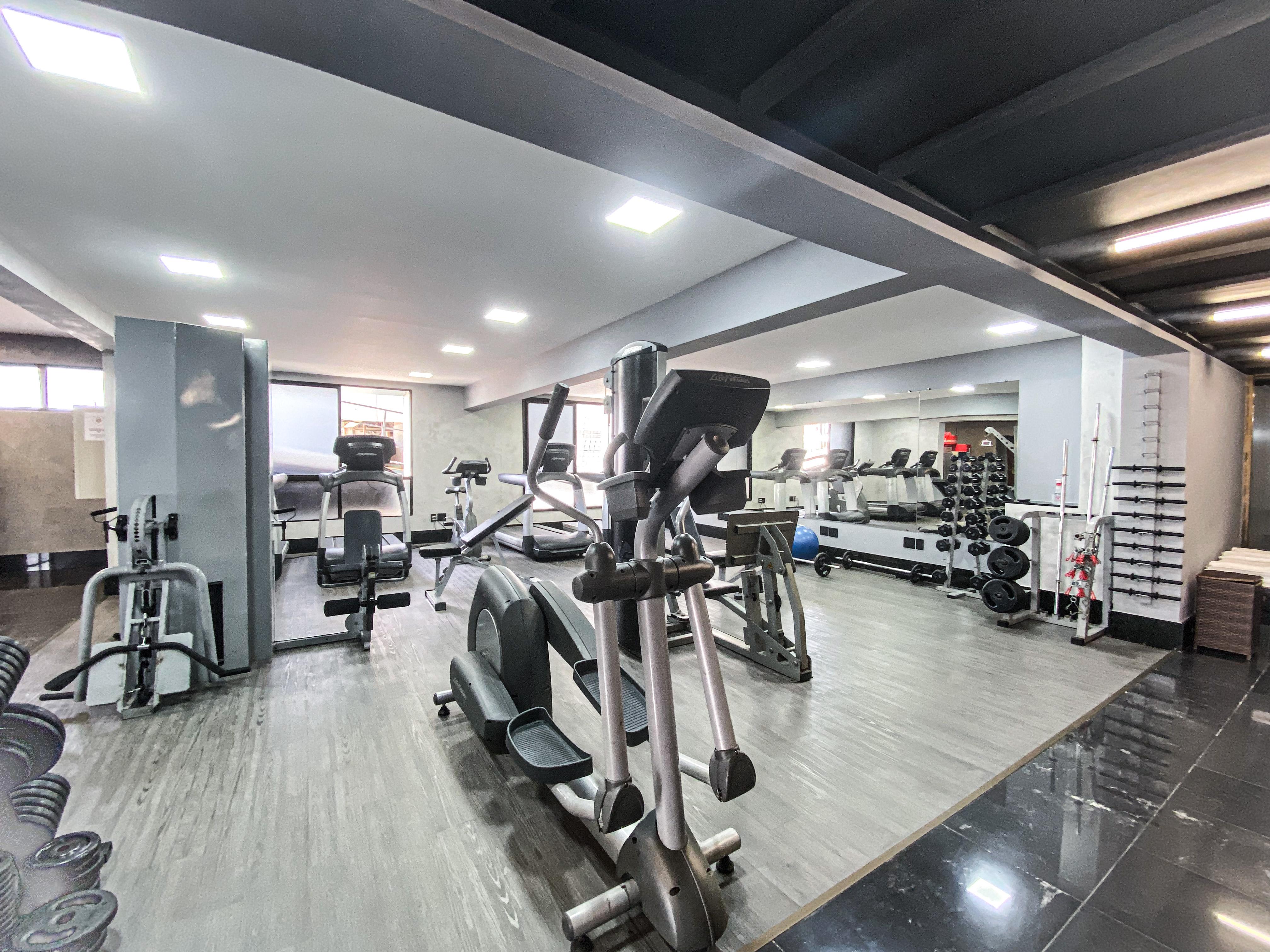 Ouro Minas Hotel Belo Horizonte, Dolce By Wyndham Экстерьер фото The gym at the hotel