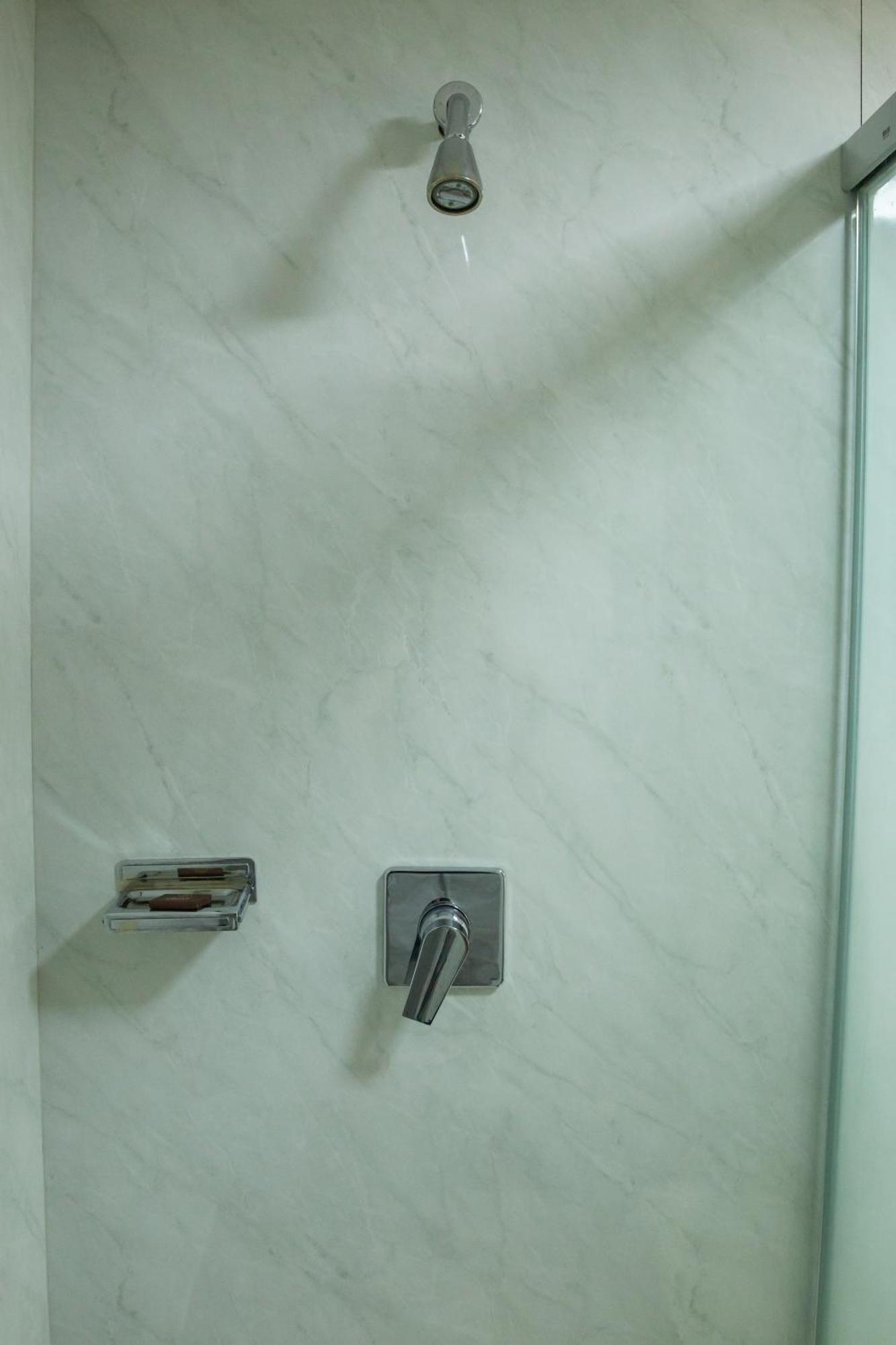 Ouro Minas Hotel Belo Horizonte, Dolce By Wyndham Экстерьер фото Shower door