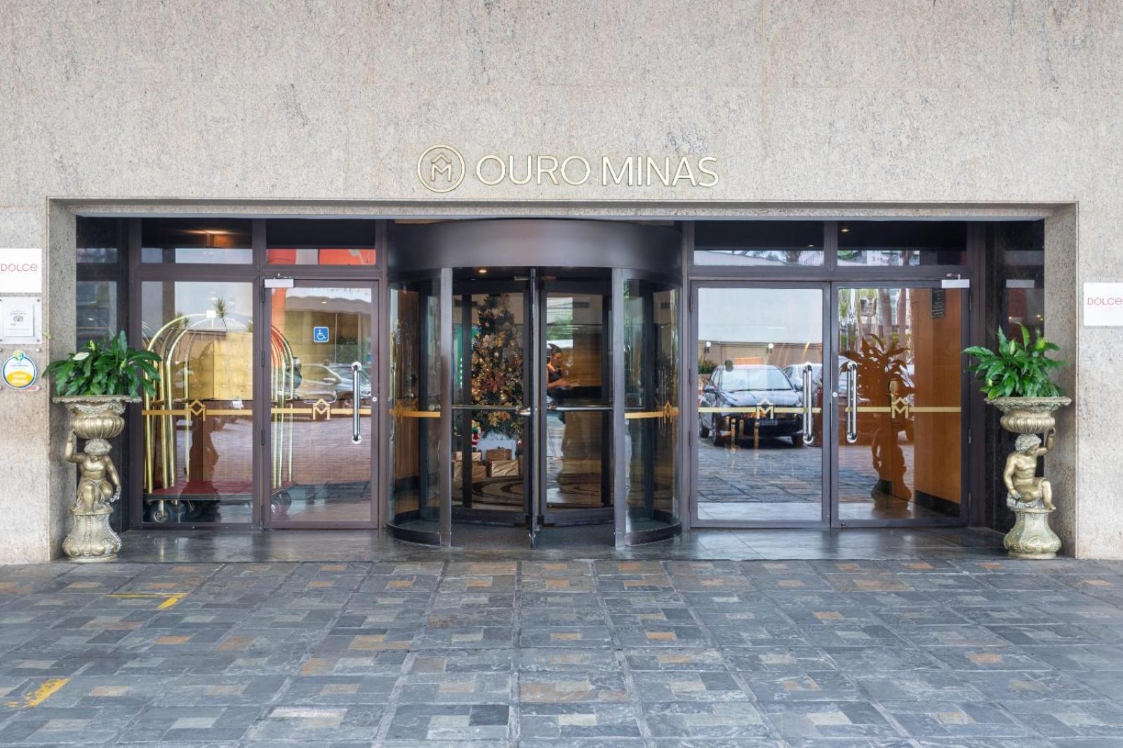 Ouro Minas Hotel Belo Horizonte, Dolce By Wyndham Экстерьер фото Entrance to the hotel