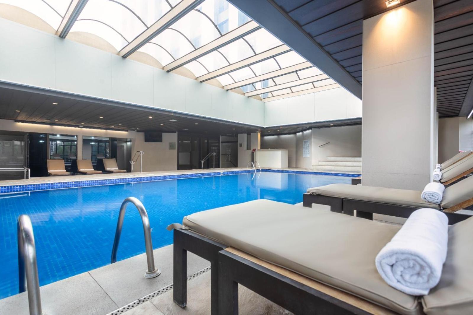 Ouro Minas Hotel Belo Horizonte, Dolce By Wyndham Экстерьер фото The pool at the hotel